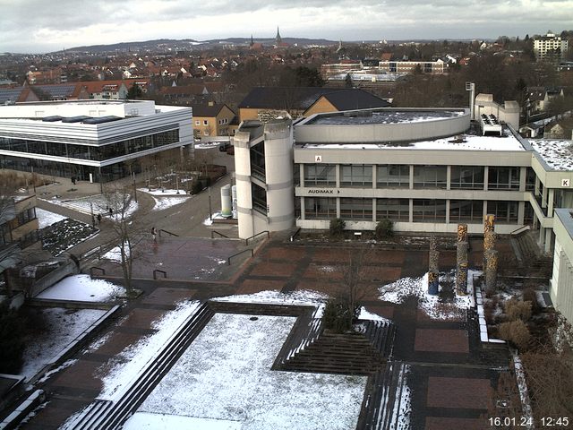 Foto der Webcam: Verwaltungsgebäude, Innenhof mit Audimax, Hörsaal-Gebäude 1