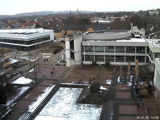 Foto der Webcam: Verwaltungsgebäude, Innenhof mit Audimax, Hörsaal-Gebäude 1