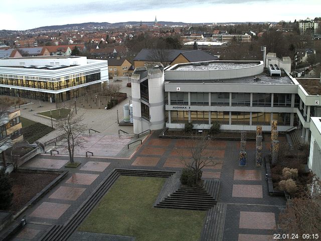 Foto der Webcam: Verwaltungsgebäude, Innenhof mit Audimax, Hörsaal-Gebäude 1