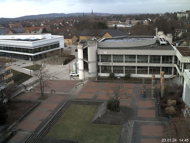 Foto der Webcam: Verwaltungsgebäude, Innenhof mit Audimax, Hörsaal-Gebäude 1