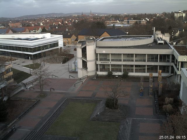 Foto der Webcam: Verwaltungsgebäude, Innenhof mit Audimax, Hörsaal-Gebäude 1