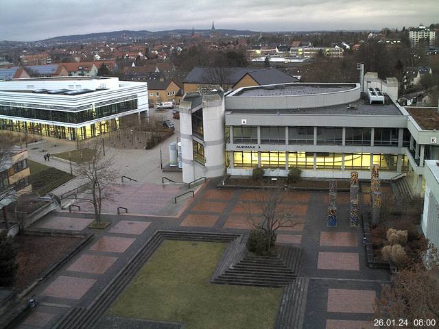 Foto der Webcam: Verwaltungsgebäude, Innenhof mit Audimax, Hörsaal-Gebäude 1