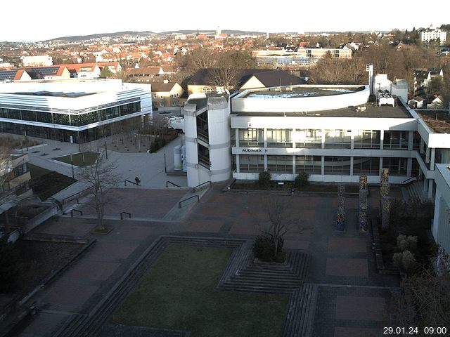 Foto der Webcam: Verwaltungsgebäude, Innenhof mit Audimax, Hörsaal-Gebäude 1