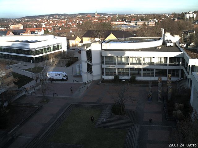 Foto der Webcam: Verwaltungsgebäude, Innenhof mit Audimax, Hörsaal-Gebäude 1