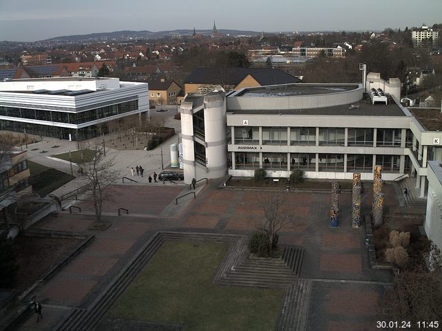 Foto der Webcam: Verwaltungsgebäude, Innenhof mit Audimax, Hörsaal-Gebäude 1