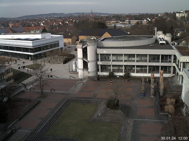 Foto der Webcam: Verwaltungsgebäude, Innenhof mit Audimax, Hörsaal-Gebäude 1