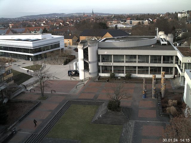 Foto der Webcam: Verwaltungsgebäude, Innenhof mit Audimax, Hörsaal-Gebäude 1