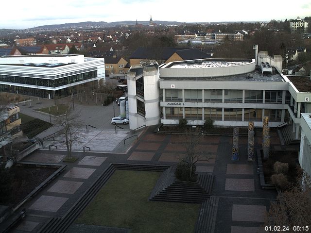 Foto der Webcam: Verwaltungsgebäude, Innenhof mit Audimax, Hörsaal-Gebäude 1