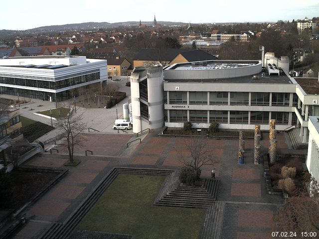 Foto der Webcam: Verwaltungsgeb&auml;ude, Innenhof mit Audimax, H&ouml;rsaal-Geb&auml;ude 1