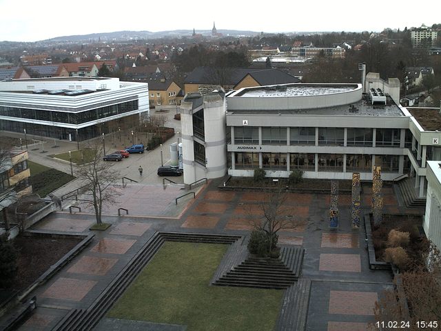 Foto der Webcam: Verwaltungsgeb&auml;ude, Innenhof mit Audimax, H&ouml;rsaal-Geb&auml;ude 1