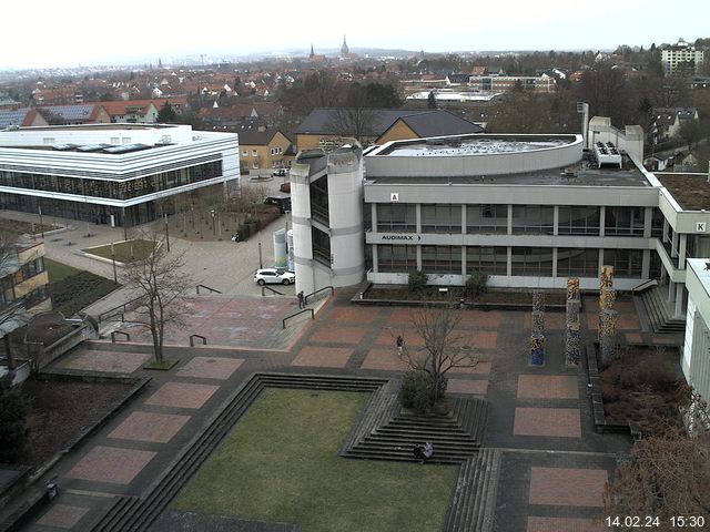 Foto der Webcam: Verwaltungsgeb&auml;ude, Innenhof mit Audimax, H&ouml;rsaal-Geb&auml;ude 1