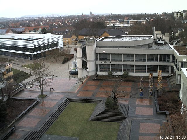 Foto der Webcam: Verwaltungsgeb&auml;ude, Innenhof mit Audimax, H&ouml;rsaal-Geb&auml;ude 1