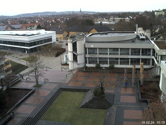 Foto der Webcam: Verwaltungsgeb&auml;ude, Innenhof mit Audimax, H&ouml;rsaal-Geb&auml;ude 1