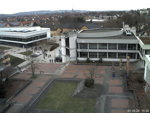 Foto der Webcam: Verwaltungsgeb&auml;ude, Innenhof mit Audimax, H&ouml;rsaal-Geb&auml;ude 1