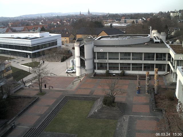 Foto der Webcam: Verwaltungsgeb&auml;ude, Innenhof mit Audimax, H&ouml;rsaal-Geb&auml;ude 1
