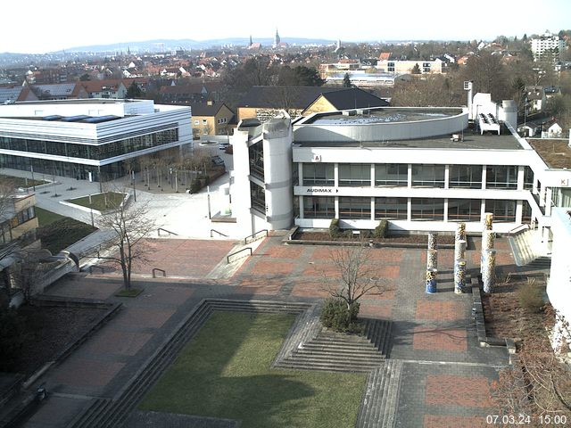 Foto der Webcam: Verwaltungsgeb&auml;ude, Innenhof mit Audimax, H&ouml;rsaal-Geb&auml;ude 1