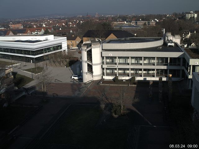 Foto der Webcam: Verwaltungsgeb&auml;ude, Innenhof mit Audimax, H&ouml;rsaal-Geb&auml;ude 1