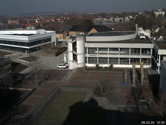 Foto der Webcam: Verwaltungsgeb&auml;ude, Innenhof mit Audimax, H&ouml;rsaal-Geb&auml;ude 1