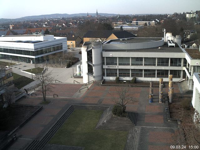 Foto der Webcam: Verwaltungsgeb&auml;ude, Innenhof mit Audimax, H&ouml;rsaal-Geb&auml;ude 1