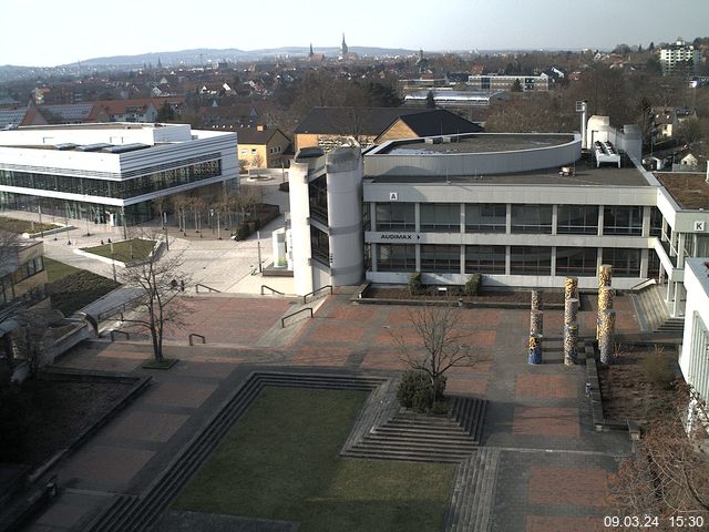 Foto der Webcam: Verwaltungsgeb&auml;ude, Innenhof mit Audimax, H&ouml;rsaal-Geb&auml;ude 1