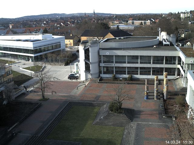 Foto der Webcam: Verwaltungsgeb&auml;ude, Innenhof mit Audimax, H&ouml;rsaal-Geb&auml;ude 1