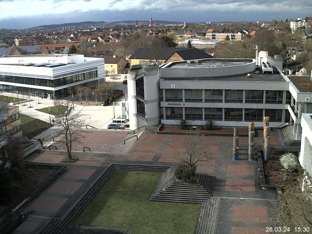 Foto der Webcam: Verwaltungsgeb&auml;ude, Innenhof mit Audimax, H&ouml;rsaal-Geb&auml;ude 1