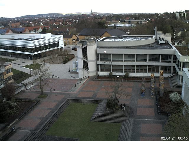 Foto der Webcam: Verwaltungsgeb&auml;ude, Innenhof mit Audimax, H&ouml;rsaal-Geb&auml;ude 1