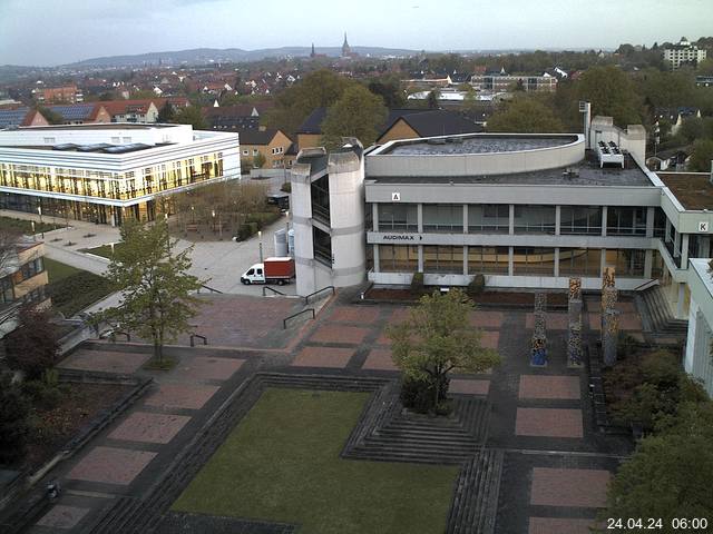 Foto der Webcam: Verwaltungsgeb&auml;ude, Innenhof mit Audimax, H&ouml;rsaal-Geb&auml;ude 1