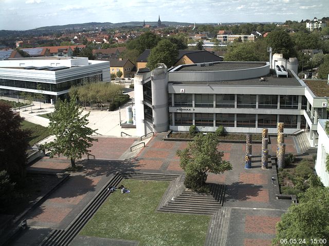 Foto der Webcam: Verwaltungsgebäude, Innenhof mit Audimax, Hörsaal-Gebäude 1