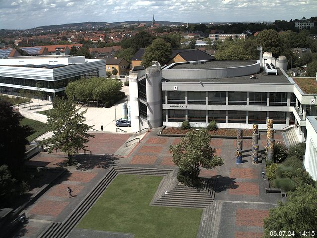 Foto der Webcam: Verwaltungsgebäude, Innenhof mit Audimax, Hörsaal-Gebäude 1