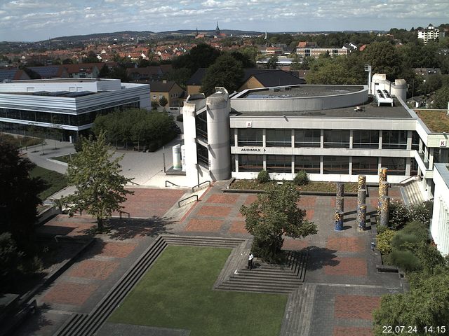 Foto der Webcam: Verwaltungsgebäude, Innenhof mit Audimax, Hörsaal-Gebäude 1