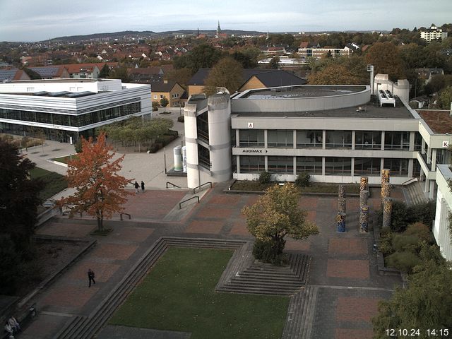 Foto der Webcam: Verwaltungsgebäude, Innenhof mit Audimax, Hörsaal-Gebäude 1