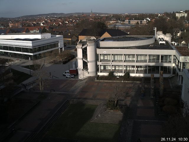 Foto der Webcam: Verwaltungsgeb&auml;ude, Innenhof mit Audimax, H&ouml;rsaal-Geb&auml;ude 1