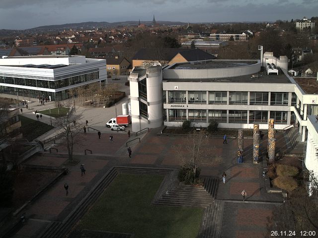 Foto der Webcam: Verwaltungsgebäude, Innenhof mit Audimax, Hörsaal-Gebäude 1