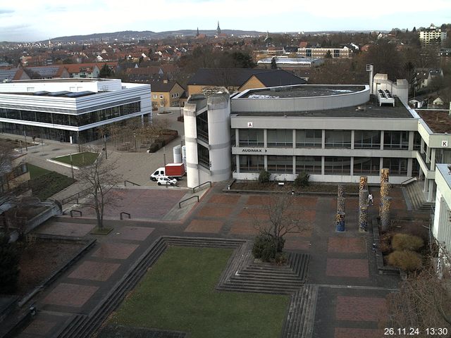 Foto der Webcam: Verwaltungsgeb&auml;ude, Innenhof mit Audimax, H&ouml;rsaal-Geb&auml;ude 1