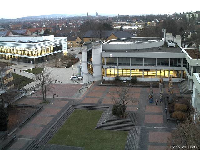 Foto der Webcam: Verwaltungsgebäude, Innenhof mit Audimax, Hörsaal-Gebäude 1