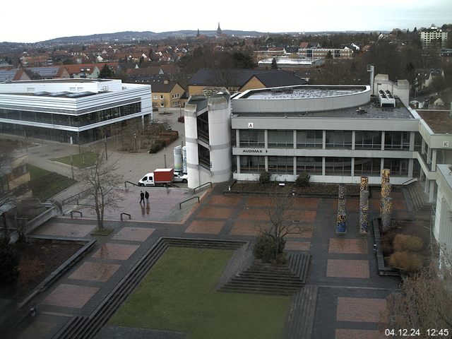 Foto der Webcam: Verwaltungsgebäude, Innenhof mit Audimax, Hörsaal-Gebäude 1