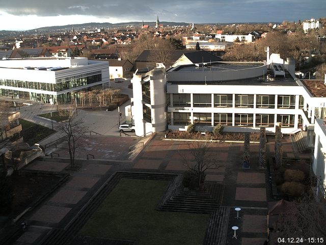 Foto der Webcam: Verwaltungsgebäude, Innenhof mit Audimax, Hörsaal-Gebäude 1