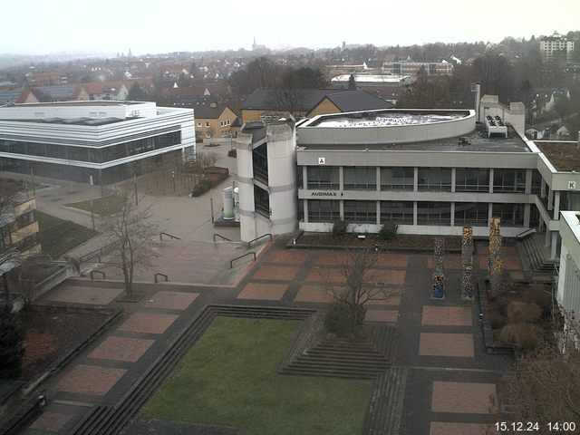 Foto der Webcam: Verwaltungsgebäude, Innenhof mit Audimax, Hörsaal-Gebäude 1