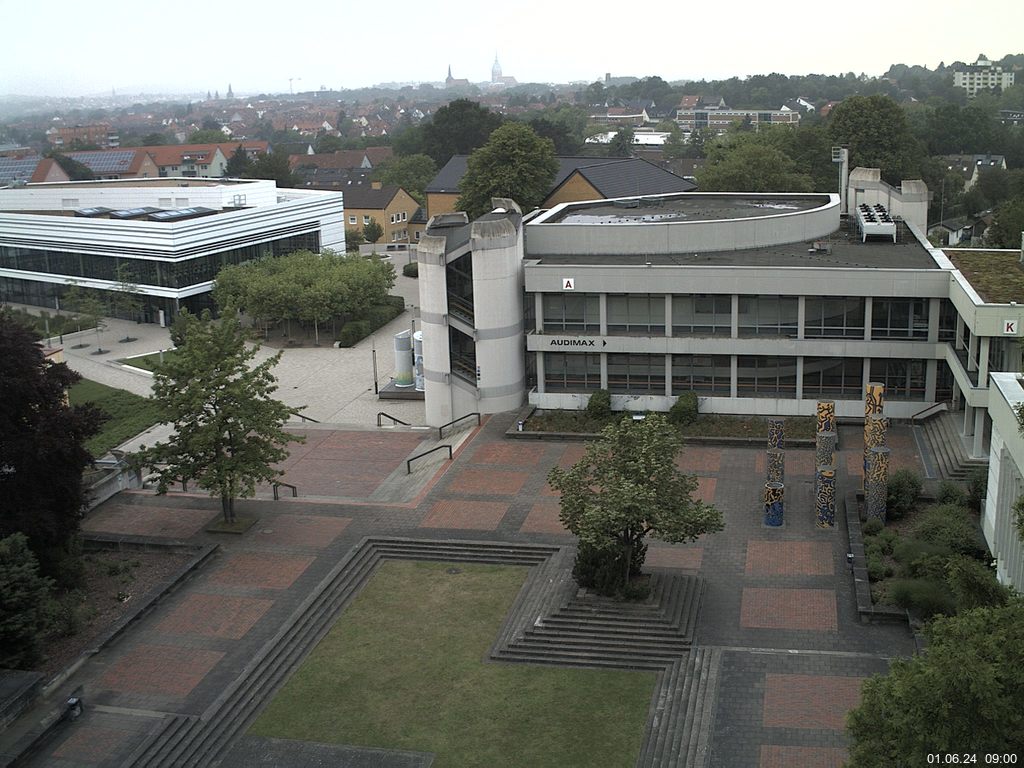 Foto der Webcam: Verwaltungsgeb&auml;ude, Innenhof mit Audimax, H&ouml;rsaal-Geb&auml;ude 1