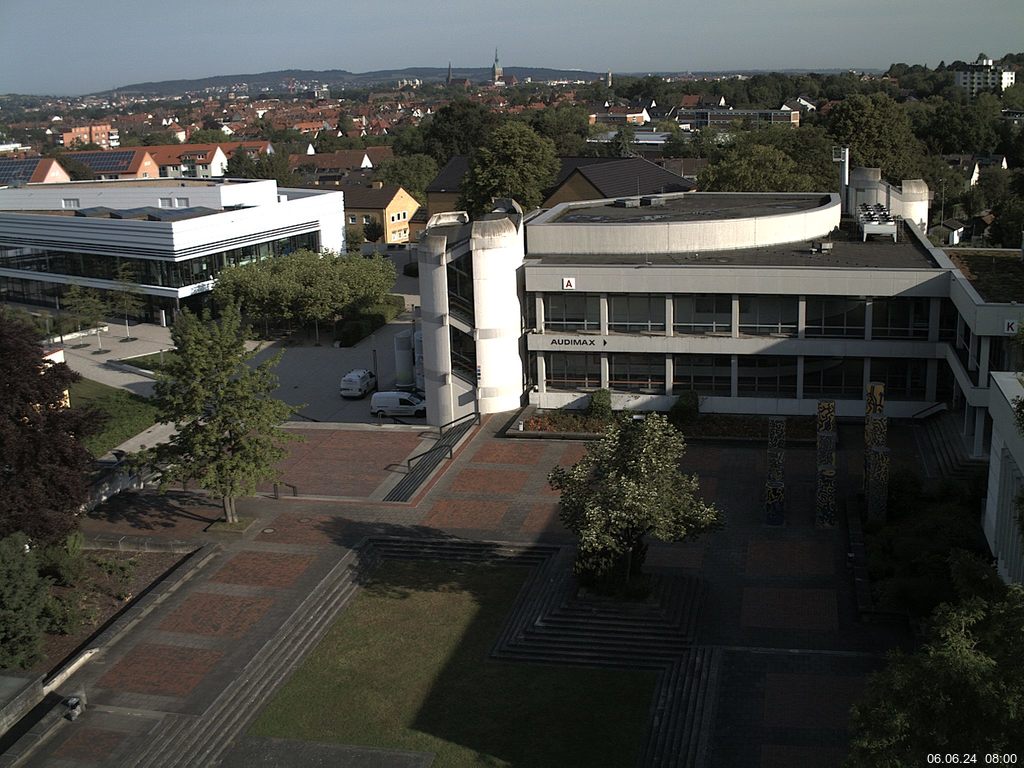 Foto der Webcam: Verwaltungsgeb&auml;ude, Innenhof mit Audimax, H&ouml;rsaal-Geb&auml;ude 1