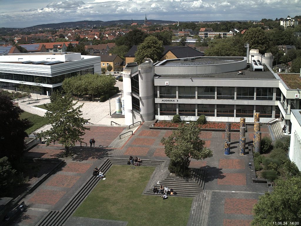 Foto der Webcam: Verwaltungsgeb&auml;ude, Innenhof mit Audimax, H&ouml;rsaal-Geb&auml;ude 1