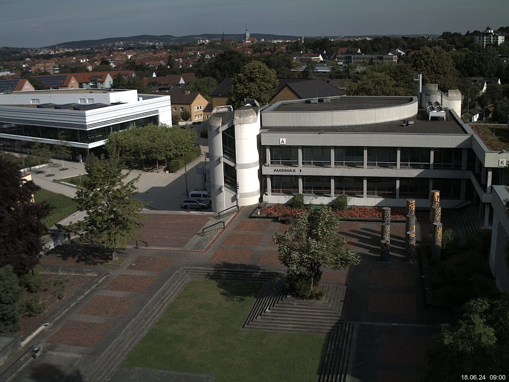 Foto der Webcam: Verwaltungsgeb&auml;ude, Innenhof mit Audimax, H&ouml;rsaal-Geb&auml;ude 1