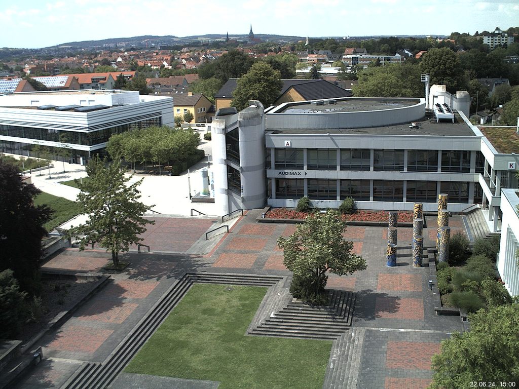 Foto der Webcam: Verwaltungsgeb&auml;ude, Innenhof mit Audimax, H&ouml;rsaal-Geb&auml;ude 1