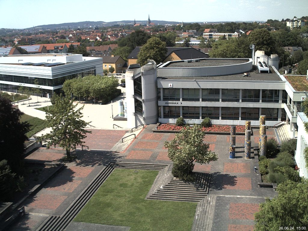 Foto der Webcam: Verwaltungsgeb&auml;ude, Innenhof mit Audimax, H&ouml;rsaal-Geb&auml;ude 1