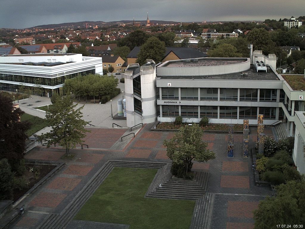 Foto der Webcam: Verwaltungsgeb&auml;ude, Innenhof mit Audimax, H&ouml;rsaal-Geb&auml;ude 1