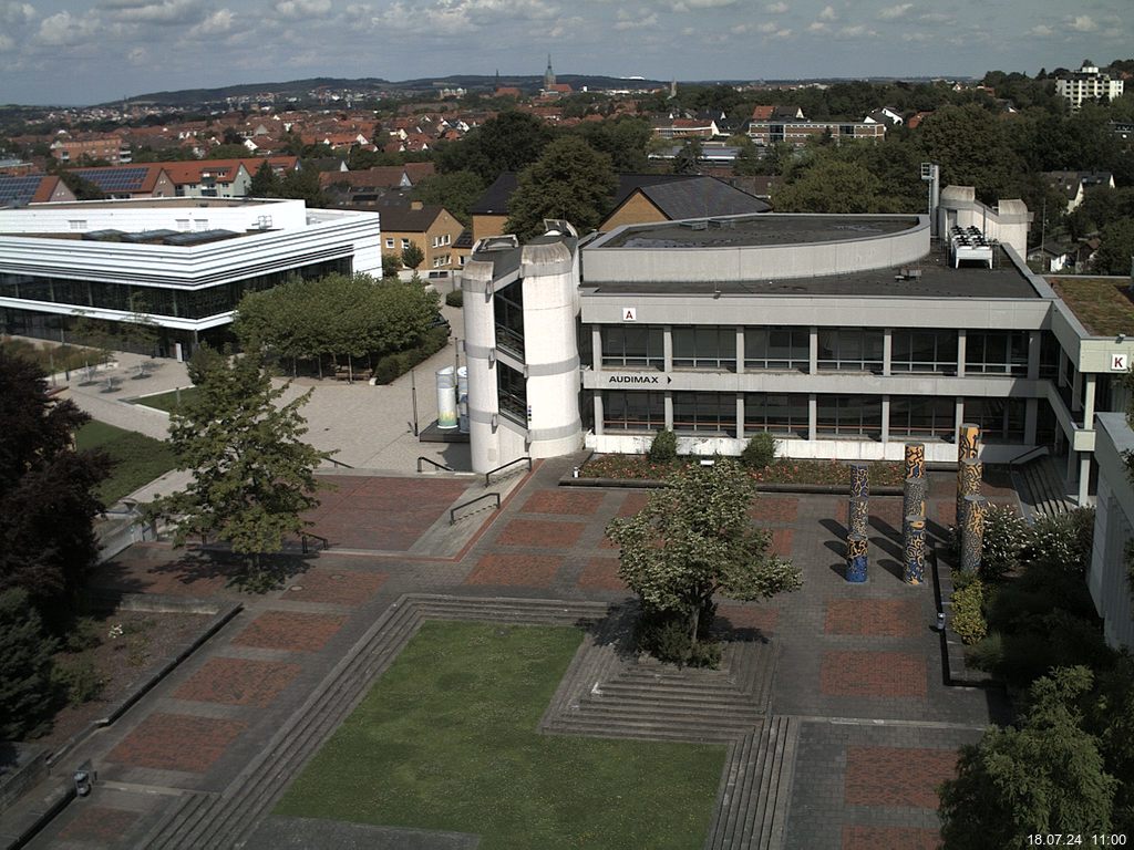 Foto der Webcam: Verwaltungsgeb&auml;ude, Innenhof mit Audimax, H&ouml;rsaal-Geb&auml;ude 1