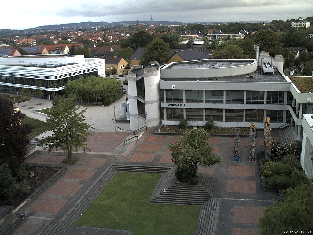 Foto der Webcam: Verwaltungsgeb&auml;ude, Innenhof mit Audimax, H&ouml;rsaal-Geb&auml;ude 1