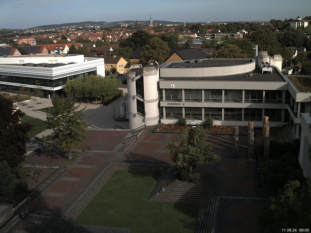 Foto der Webcam: Verwaltungsgeb&auml;ude, Innenhof mit Audimax, H&ouml;rsaal-Geb&auml;ude 1