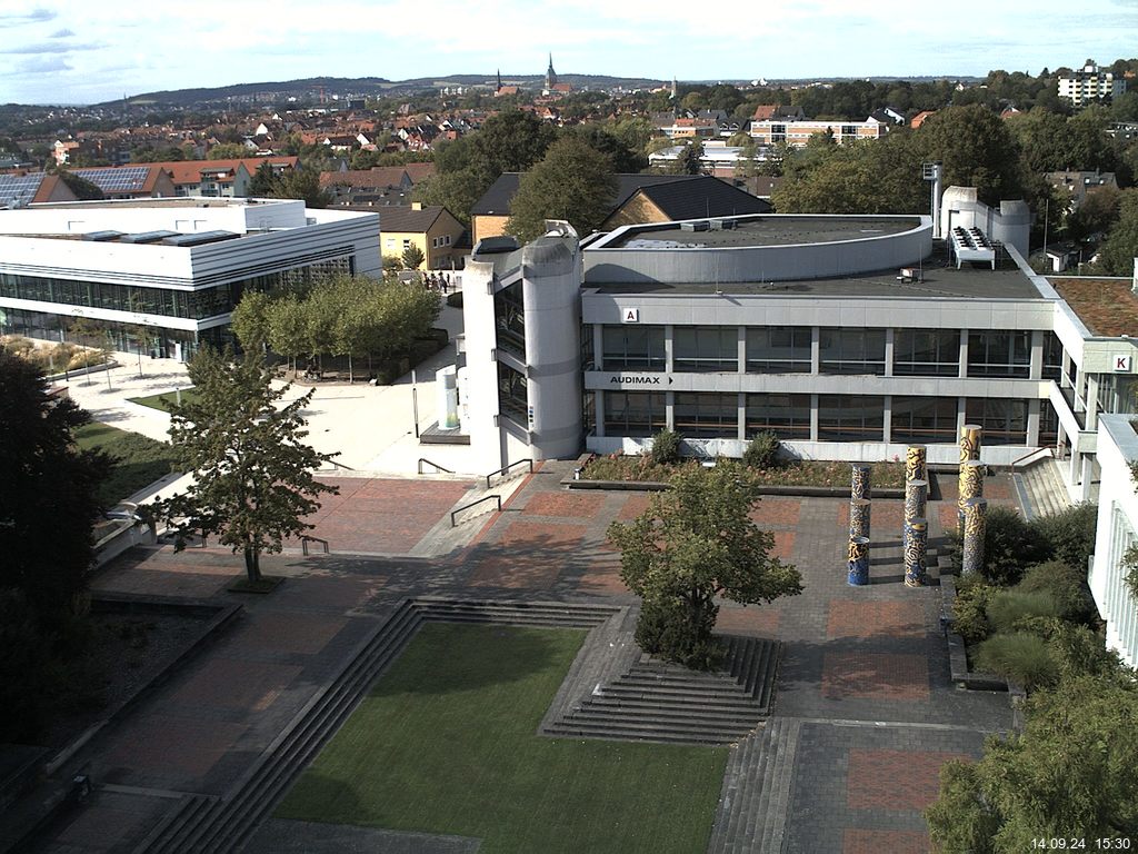 Foto der Webcam: Verwaltungsgeb&auml;ude, Innenhof mit Audimax, H&ouml;rsaal-Geb&auml;ude 1